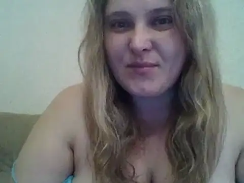 Snapshot of ParisMimi chatting on February 2026 09:41:02 AM ParisMimi online show from February 2026 09:41:02 AM