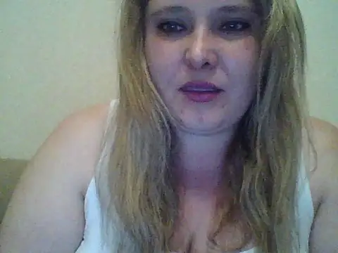 Snapshot of ParisMimi chatting on April 2026 09:08:02 PM ParisMimi online show from April 2026 09:08:02 PM