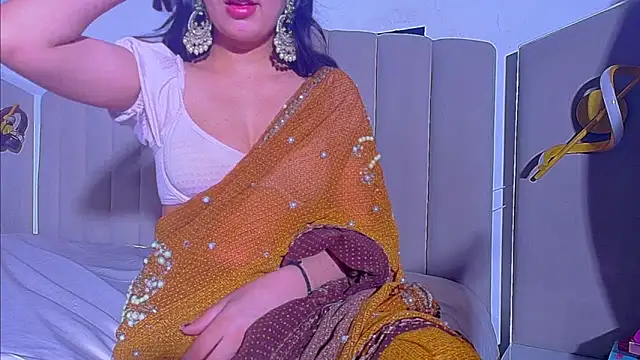 Aashika-Kaur online show from January 2026 04:37:02 AM