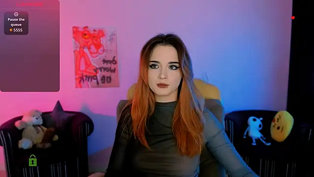 liana kisses online show from November 2025 08:18:02 PM