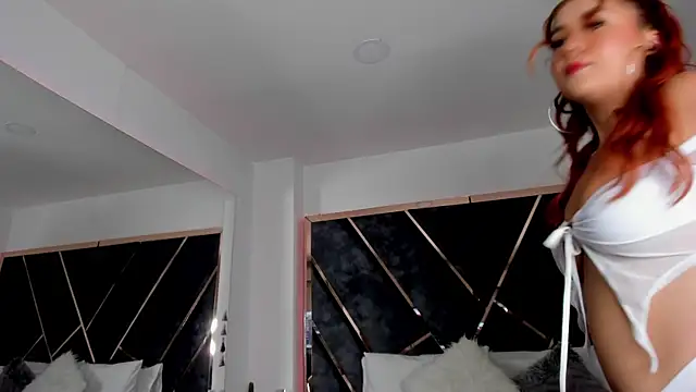 Snapshot of ChloeConnorr chatting on January 2025 12:11:01 AM ChloeConnorr online show from January 2025 12:11:01 AM