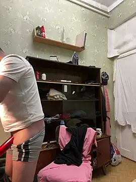 Snapshot of Ariel_Ari chatting on February 2025 03:18:02 PM Ariel Ari online show from February 2025 03:18:02 PM