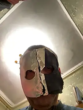 Snapshot of Ariel_Ari chatting on February 2025 10:14:02 PM Ariel Ari online show from February 2025 10:14:02 PM