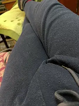 Snapshot of Ariel_Ari chatting on February 2025 06:20:01 PM Ariel Ari online show from February 2025 06:20:01 PM