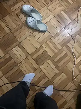 Ariel Ari online show from March 2026 10:38:01 PM