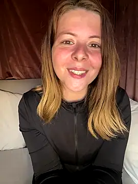 Snapshot of Nina_blain chatting on September 2025 08:49:02 AM Nina blain online show from September 2025 08:49:02 AM