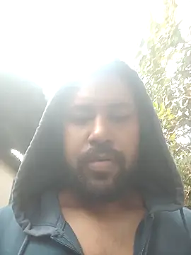 Snapshot of zakly69 chatting on February 2026 04:32:01 AM zakly69 online show from February 2026 04:32:01 AM