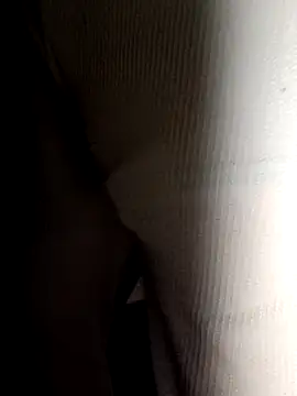 Snapshot of Bigloggz chatting on February 2026 07:58:02 AM Bigloggz online show from February 2026 07:58:02 AM