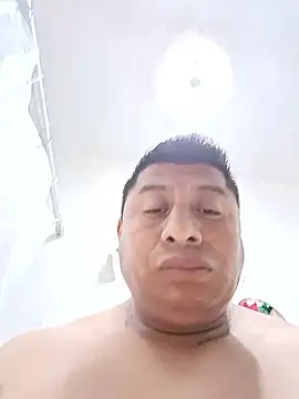 Snapshot of Riatatuil chatting on October 2025 09:59:01 PM Riatatuil online show from October 2025 09:59:01 PM