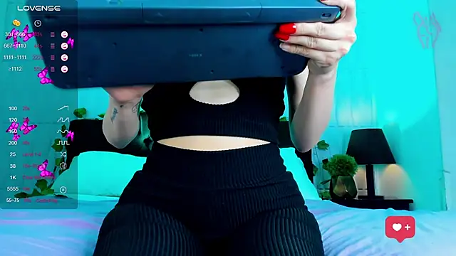 Snapshot of Staicy_Nasty chatting on February 2025 05:14:02 AM Staicy Nasty online show from February 2025 05:14:02 AM