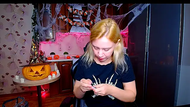 Snapshot of SexyNadi chatting on October 2025 08:16:02 AM SexyNadi online show from October 2025 08:16:02 AM