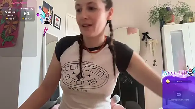 Littlelolo60 online show from February 2026 12:53:02 PM