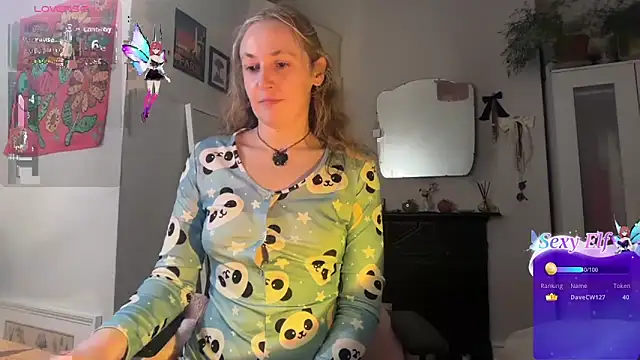 Littlelolo60 online show from February 2026 06:42:01 PM