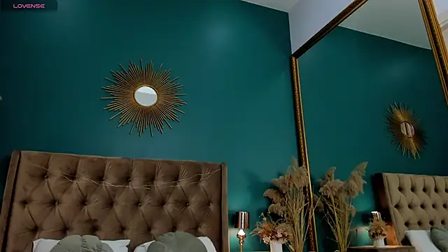 Snapshot of AprilWong chatting on March 2025 12:22:01 PM AprilWong online show from March 2025 12:22:01 PM