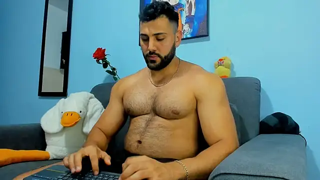 Snapshot of ETHAN_ROX chatting on February 2025 08:33:02 PM ETHAN ROX online show from February 2025 08:33:02 PM
