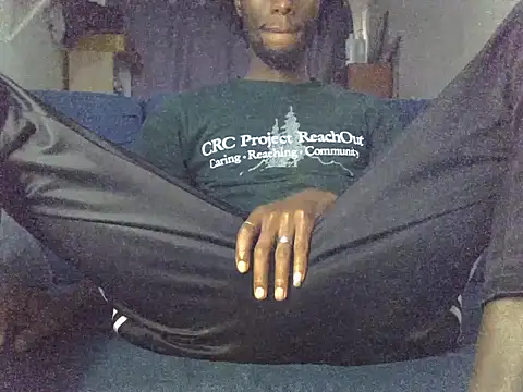 Delicious-D online show from November 2025 05:39:01 AM