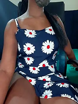 Snapshot of Midnight_Blossom chatting on June 2026 10:48:02 PM Midnight Blossom online show from June 2026 10:48:02 PM