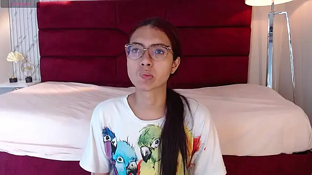 sara saenz99 online show from January 2025 04:35:01 PM
