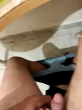 skrigul12 online show from December 2024 02:14:01 AM