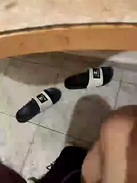 skrigul12 online show from December 2024 04:36:01 PM