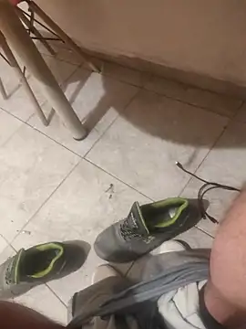 skrigul12 online show from March 2025 02:24:02 AM