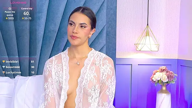 Snapshot of Camille_Torres chatting on January 2025 01:27:01 AM Camille Torres online show from January 2025 01:27:01 AM