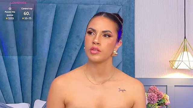 Snapshot of Camille_Torres chatting on February 2025 12:58:01 PM Camille Torres online show from February 2025 12:58:01 PM