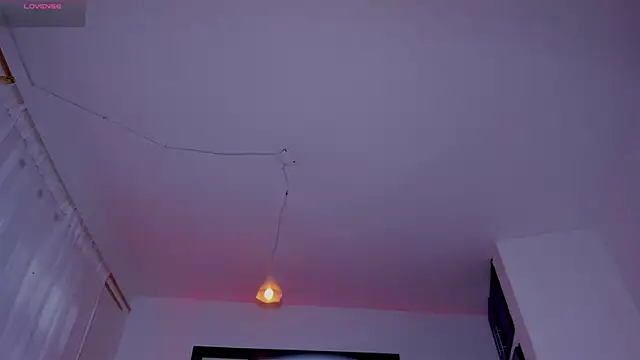 Snapshot of Scarlett_811 chatting on December 2025 07:26:01 AM Scarlett 811 online show from December 2025 07:26:01 AM