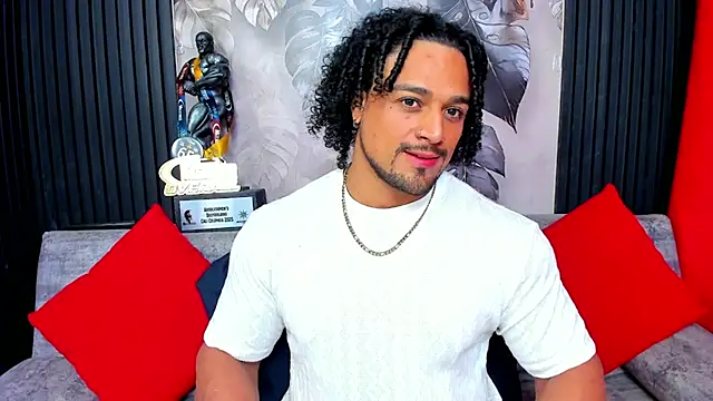 MikeEstevess online show from February 2026 08:43:01 AM