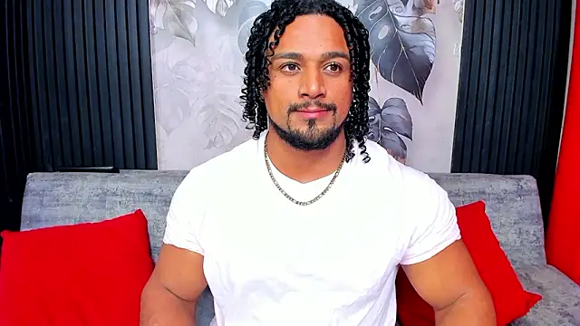Snapshot of MikeEstevess chatting on March 2026 04:06:02 PM MikeEstevess online show from March 2026 04:06:02 PM