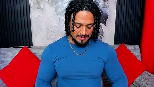 Snapshot of MikeEstevess chatting on April 2026 09:49:01 AM MikeEstevess online show from April 2026 09:49:01 AM
