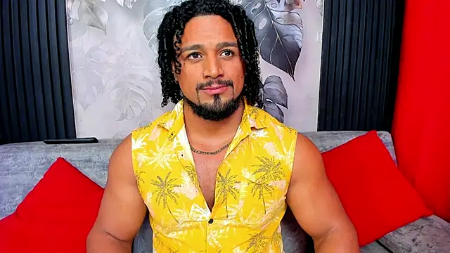 Snapshot of MikeEstevess chatting on April 2026 10:36:01 AM MikeEstevess online show from April 2026 10:36:01 AM