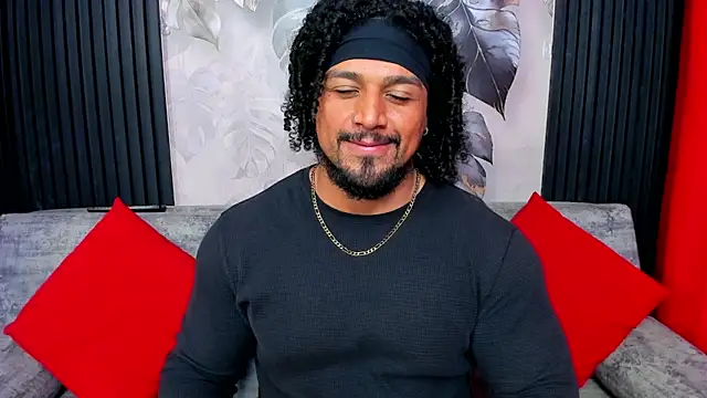 Snapshot of MikeEstevess chatting on April 2026 12:29:02 PM MikeEstevess online show from April 2026 12:29:02 PM