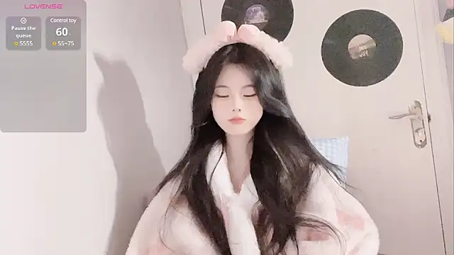 Qedgjwyz1 online show from February 2025 12:10:01 AM