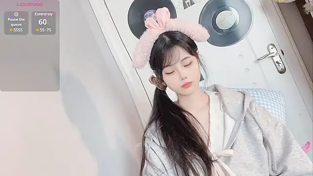 Qedgjwyz1 online show from March 2025 03:52:02 AM