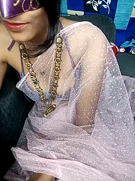 Snapshot of REVA_DARLING chatting on March 2025 02:40:01 PM REVA DARLING online show from March 2025 02:40:01 PM