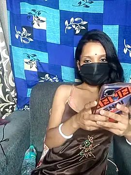 Snapshot of REVA_DARLING chatting on March 2025 03:28:01 PM REVA DARLING online show from March 2025 03:28:01 PM