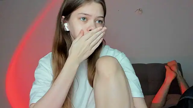 Snapshot of chansetolove chatting on February 2026 01:34:02 PM chansetolove online show from February 2026 01:34:02 PM