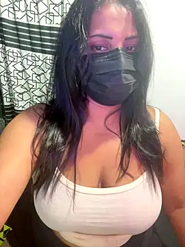 NOORA-GIRL online show from November 2025 01:56:02 PM