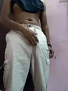 Snapshot of AmnionicDemeanor chatting on February 2025 11:20:01 AM AmnionicDemeanor online show from February 2025 11:20:01 AM