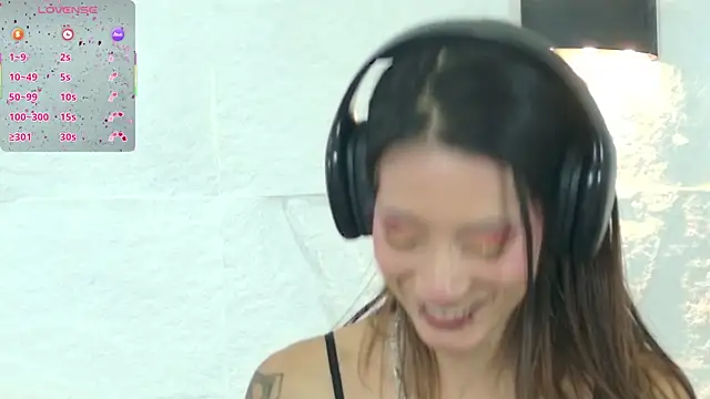 Snapshot of zorravioletta1 chatting on September 2025 12:42:01 PM zorravioletta1 online show from September 2025 12:42:01 PM