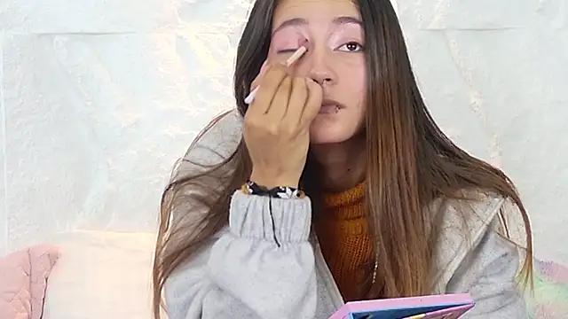 Snapshot of zorravioletta1 chatting on October 2025 12:36:02 PM zorravioletta1 online show from October 2025 12:36:02 PM