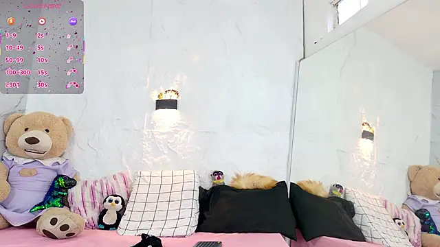 Snapshot of zorravioletta1 chatting on December 2025 12:03:02 PM zorravioletta1 online show from December 2025 12:03:02 PM