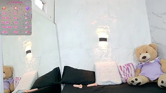 Snapshot of zorravioletta1 chatting on December 2025 11:49:02 AM zorravioletta1 online show from December 2025 11:49:02 AM