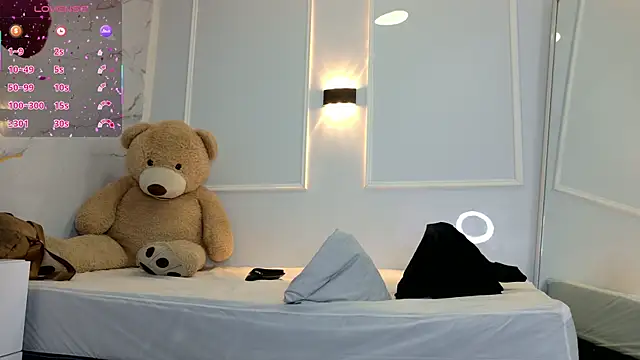 Snapshot of zorravioletta1 chatting on March 2026 11:57:01 AM zorravioletta1 online show from March 2026 11:57:01 AM