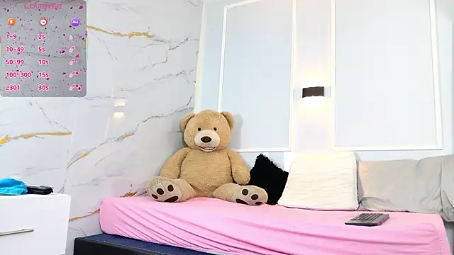 Snapshot of zorravioletta1 chatting on April 2026 11:54:02 AM zorravioletta1 online show from April 2026 11:54:02 AM