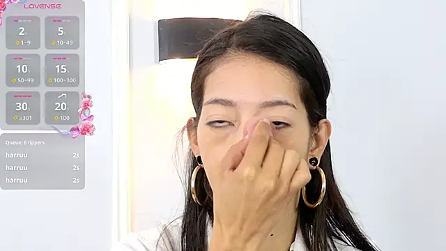 Snapshot of zorravioletta1 chatting on April 2026 12:50:01 PM zorravioletta1 online show from April 2026 12:50:01 PM