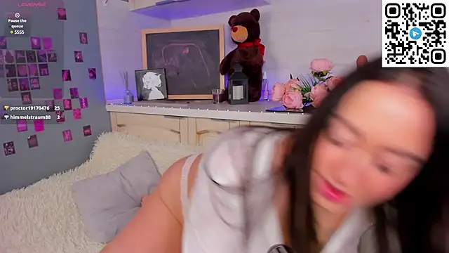 Kruela Eva online show from March 2025 11:35:02 PM