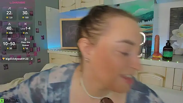 Kruela Eva online show from December 2025 11:09:01 PM