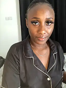 Snapshot of Lola_kims chatting on February 2025 01:54:02 PM Lola kims online show from February 2025 01:54:02 PM